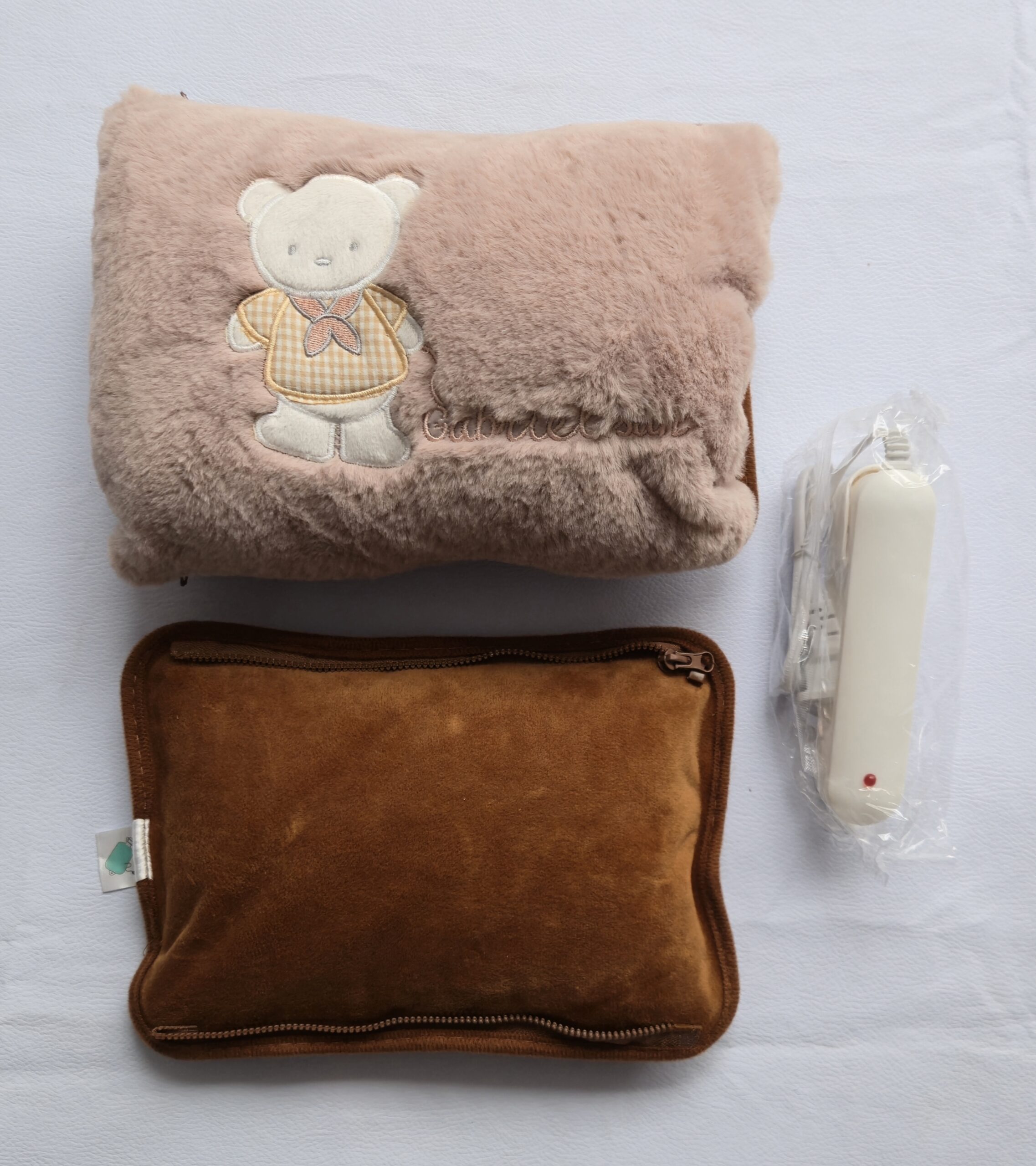Bolsa eléctrica modelo afelpado con cierres– diseño Teddy. Para variaciones de color dar clic. - Imagen 3