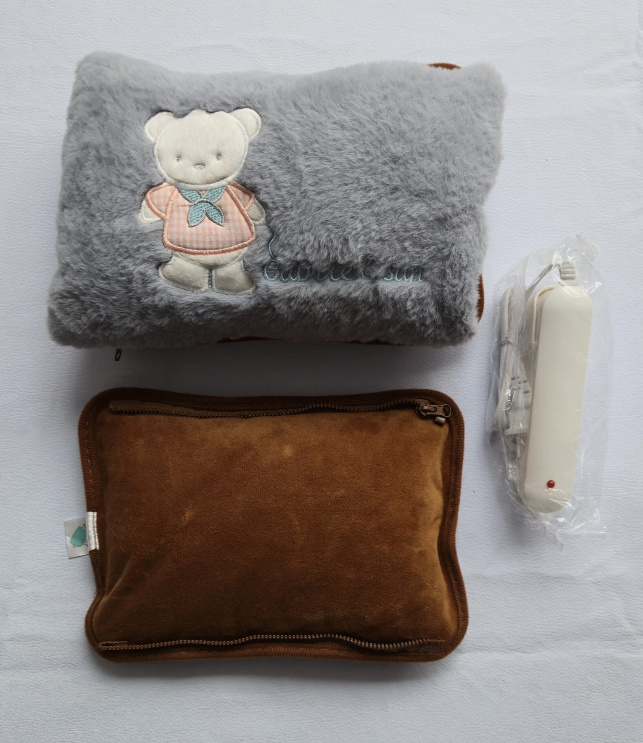 Bolsa eléctrica modelo afelpado con cierres– diseño Teddy. Para variaciones de color dar clic. - Imagen 2